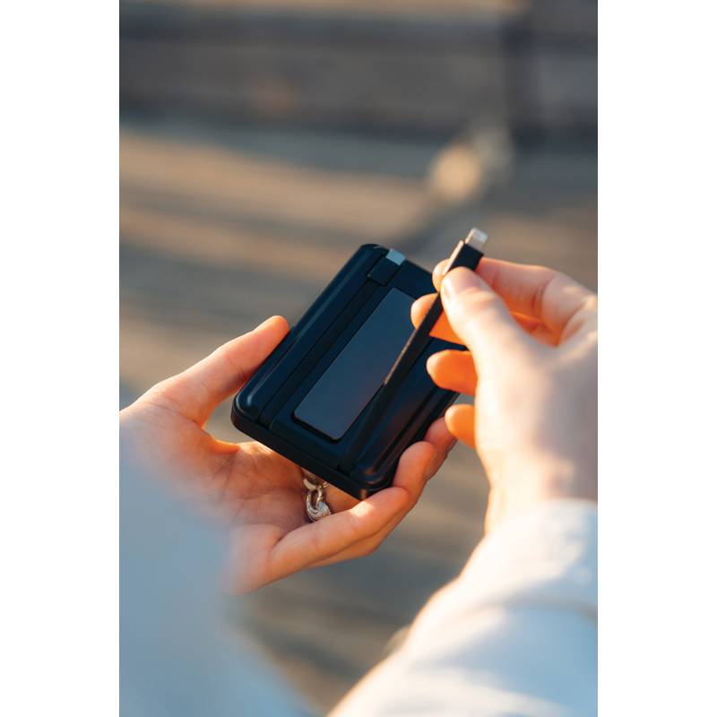 Magnetická powerbanka Urban Vitamin Redwood 5v1 5000mAh 20W, čierna Magnetická powerbanka Urban Vitamin Redwood 5v1 5000mAh 20W, čierna