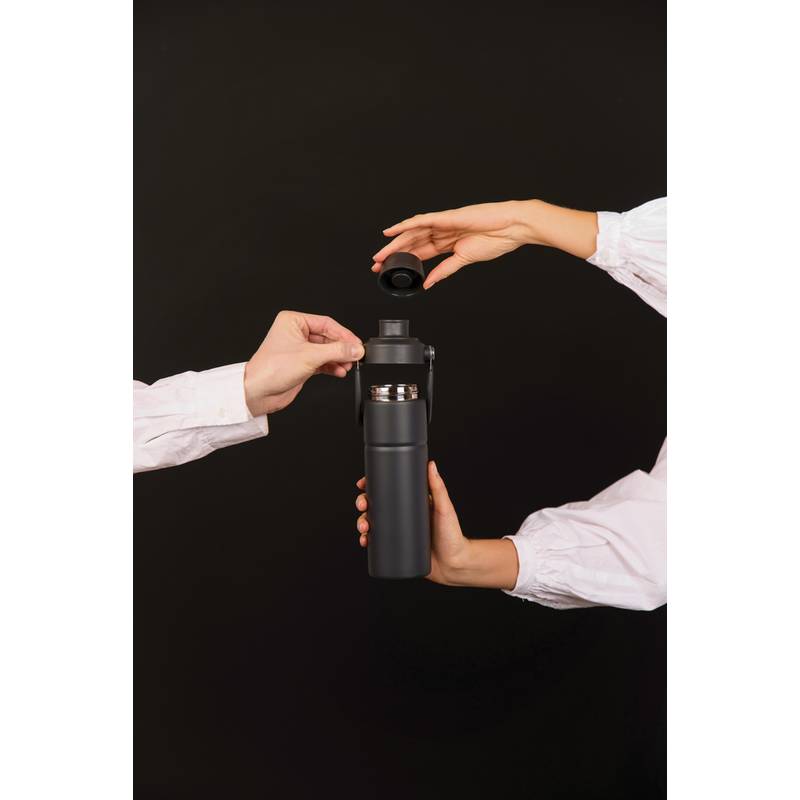 Termo fľaša Baltimore trek 600 ml z RCS recykl. ocele, čierna Termo fľaša Baltimore trek 600 ml z RCS recykl. ocele, čierna