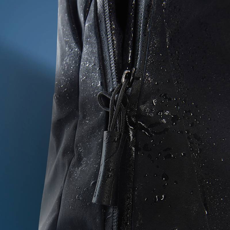 Měkký Tote Batoh XD Design, černá - šedá Měkký Tote Batoh XD Design, černá - šedá