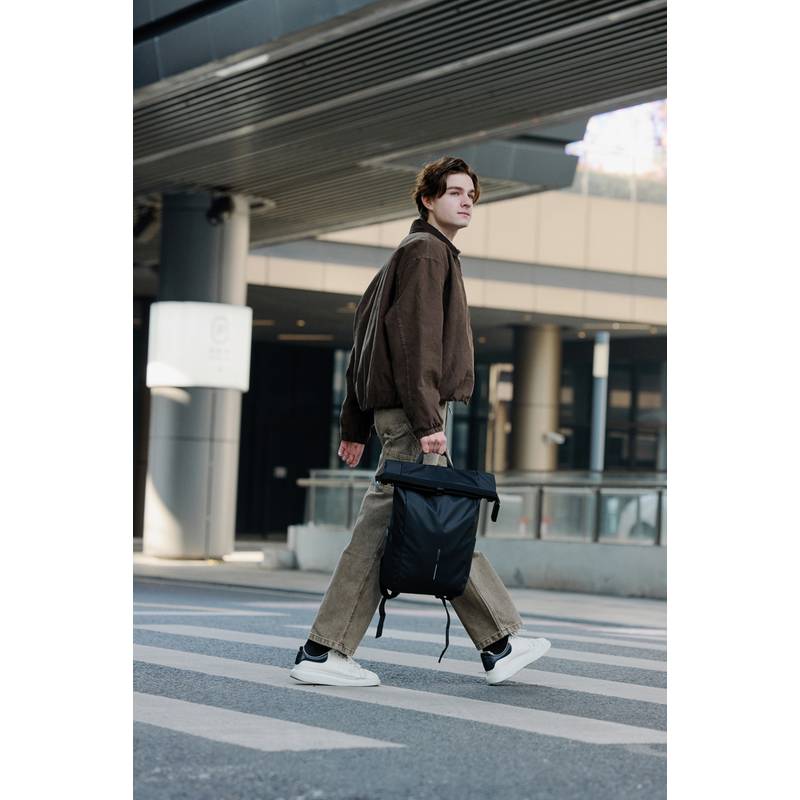 Vodeodolný batoh na bicykel Urban, čierna - sivá Vodeodolný batoh na bicykel Urban, čierna - sivá