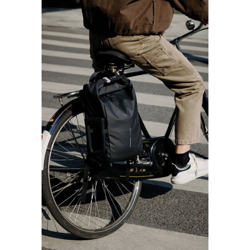 Vodeodolný batoh na bicykel Urban, čierna - sivá Vodeodolný batoh na bicykel Urban, čierna - sivá