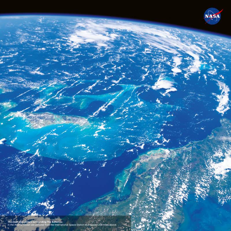 NOTIQUE Poznámkový kalendář NASA 2026, 30 x 30 cm NOTIQUE Poznámkový kalendář NASA 2026, 30 x 30 cm