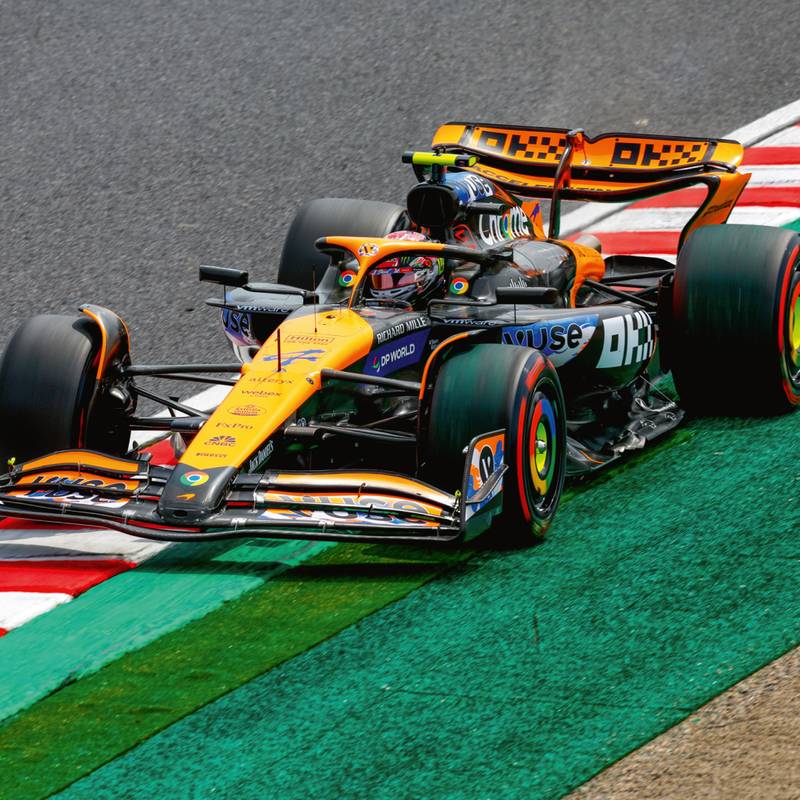 NOTIQUE Poznámkový kalendář Formule – Jiří Křenek 2026, 30 x 30 cm NOTIQUE Poznámkový kalendář Formule – Jiří Křenek 2026, 30 x 30 cm