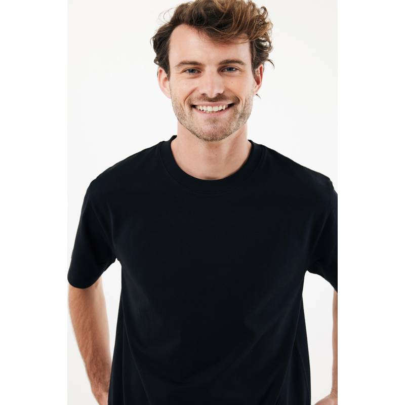 IQONIQ Nikko triko z hrubé recyklované bavlny, černá IQONIQ Nikko triko z hrubé recyklované bavlny, černá