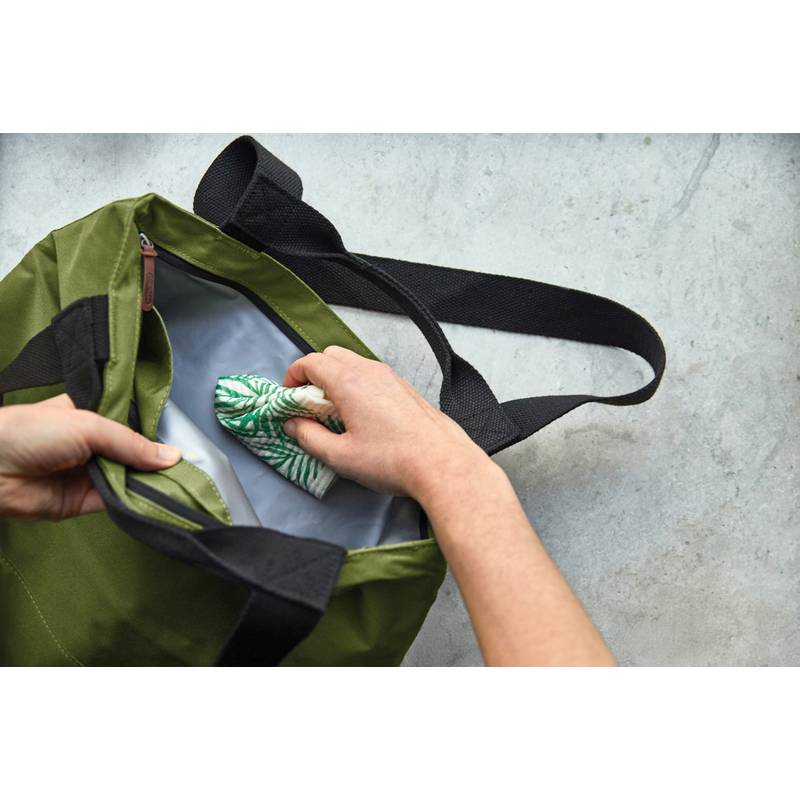 Izolovaná/chladící taška 16l Black+Blum, zelená moss Izolovaná/chladící taška 16l Black+Blum, zelená moss