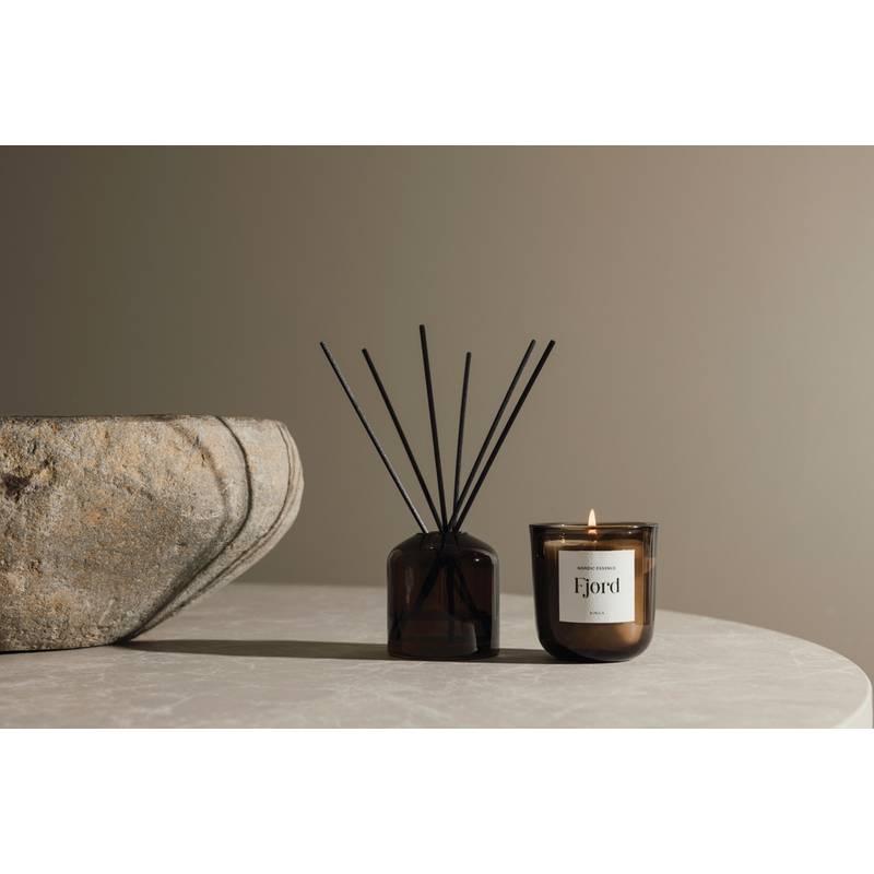 VINGA Nordic Essence svícen, modrá - hnědá dark VINGA Nordic Essence svícen, modrá - hnědá dark