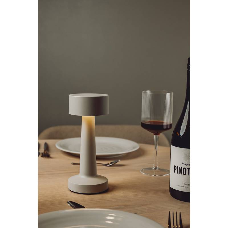 Stolní lampa VINGA Maris z RCS recykl. ABS, šedá Stolní lampa VINGA Maris z RCS recykl. ABS, šedá