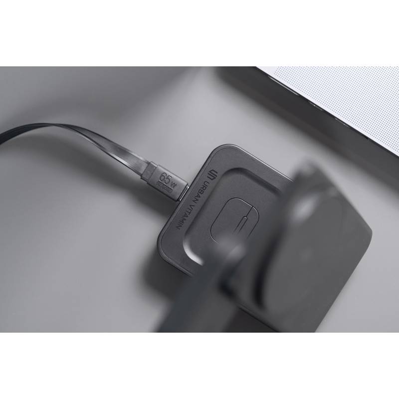 3v1 magnet. nabíječka Urban Vitamin Arcadia RCS rplastic 15W, černá 3v1 magnet. nabíječka Urban Vitamin Arcadia RCS rplastic 15W, černá