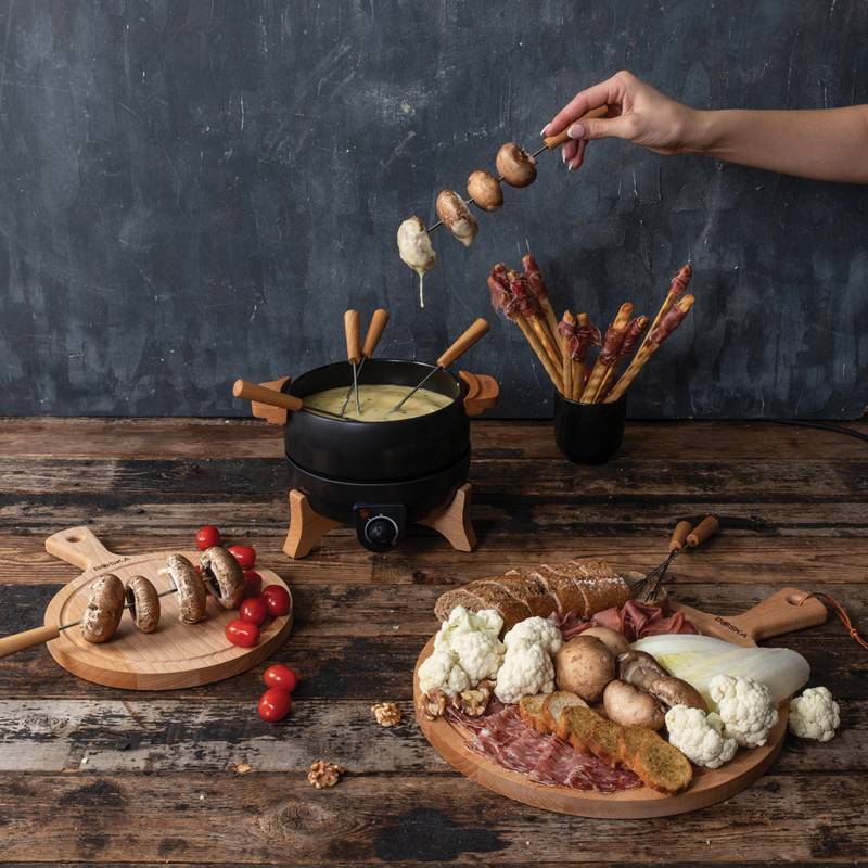 BOSKA elektrická souprava na fondue Party - 2,3 l (EU Typ F), černá BOSKA elektrická souprava na fondue Party - 2,3 l (EU Typ F), černá