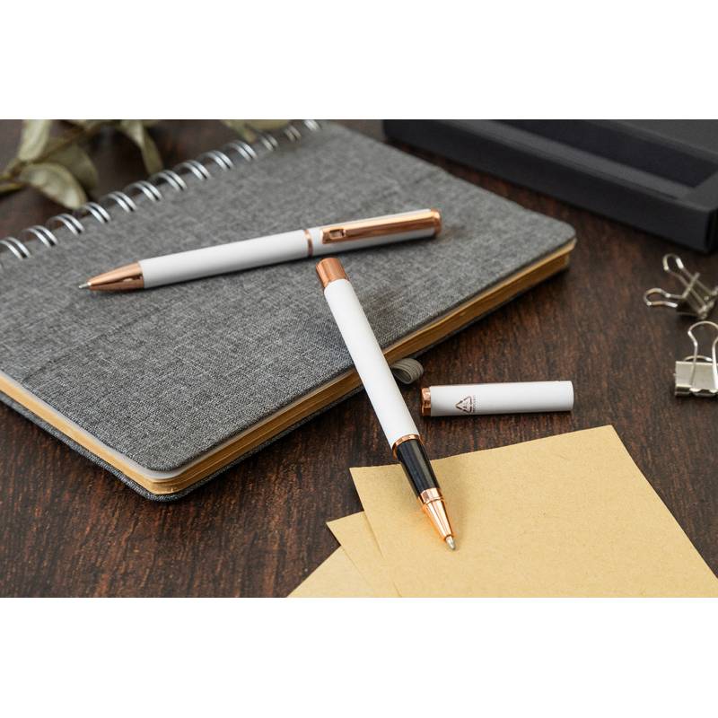 Rossy sada pier, biela Rossy sada pier, biela