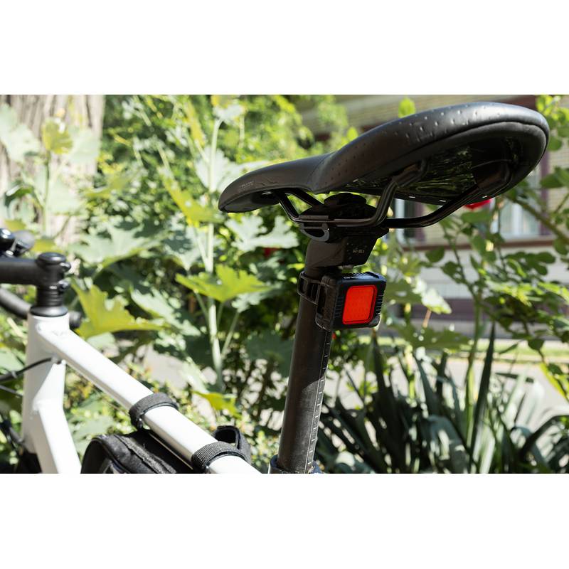 Cobik sada dobíjacích svetiel na bicykel, čierna Cobik sada dobíjacích svetiel na bicykel, čierna