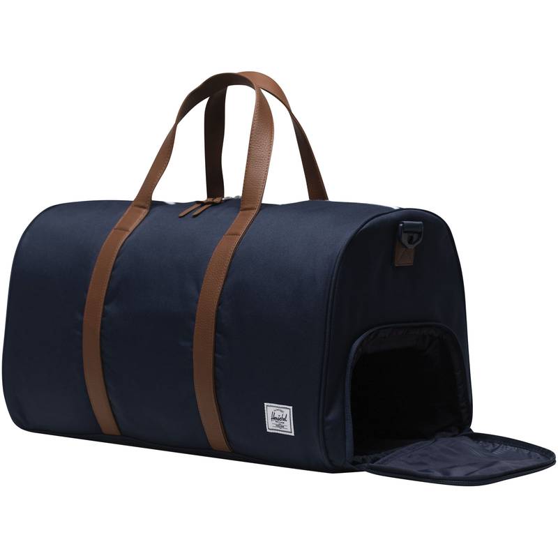 Herschel Novel™ športová taška 43 l, modrá Navy Herschel Novel™ športová taška 43 l, modrá Navy
