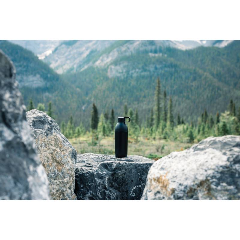 Termo láhev Flow z RCS recyklované nerezové oceli, černá Termo láhev Flow z RCS recyklované nerezové oceli, černá