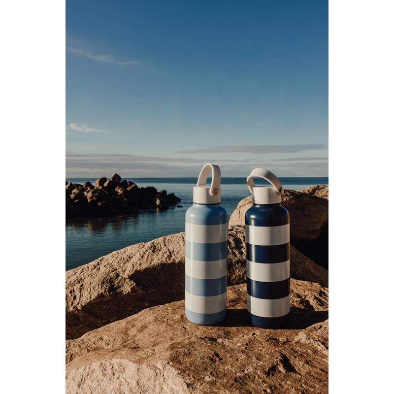 Nerezová láhev VINGA Lagoa z recykl. materiálů, 600 ml Nerezová láhev VINGA Lagoa z recykl. materiálů, 600 ml