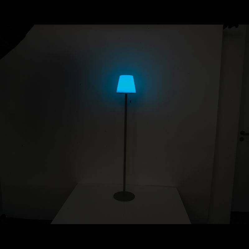 Veľká vonkajšia lampa s meniacou sa farbou, biela Veľká vonkajšia lampa s meniacou sa farbou, biela