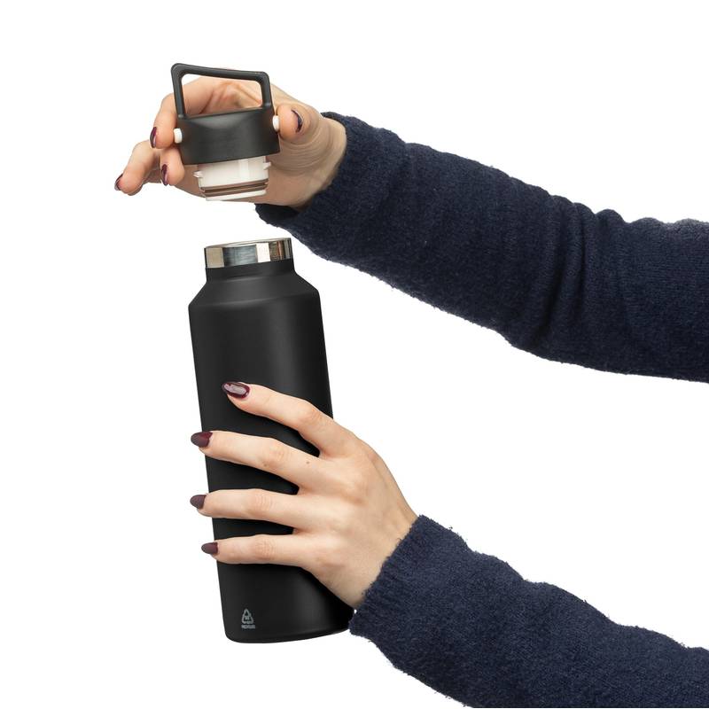 Dvojstenná fľaša z recyklovaného nerezu (600 ml) Mace, čierna Dvojstenná fľaša z recyklovaného nerezu (600 ml) Mace, čierna
