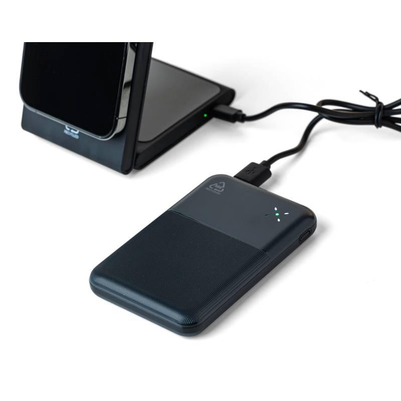 Powerbanka z rABS plastu Tavi, čierna Powerbanka z rABS plastu Tavi, čierna