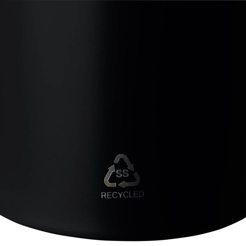 Fľaša na pitie z recyklovaného nerezu (500 ml) Zeno, čierna Fľaša na pitie z recyklovaného nerezu (500 ml) Zeno, čierna