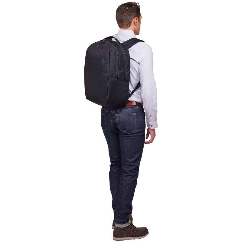 Thule Subterra 2 21litrový batoh, černá Thule Subterra 2 21litrový batoh, černá