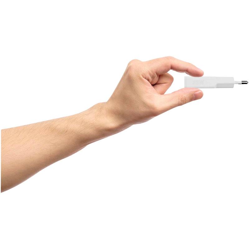 Xtorm XG2SL033 Go2 SlimLine nabíječka 33 W, bílá Xtorm XG2SL033 Go2 SlimLine nabíječka 33 W, bílá