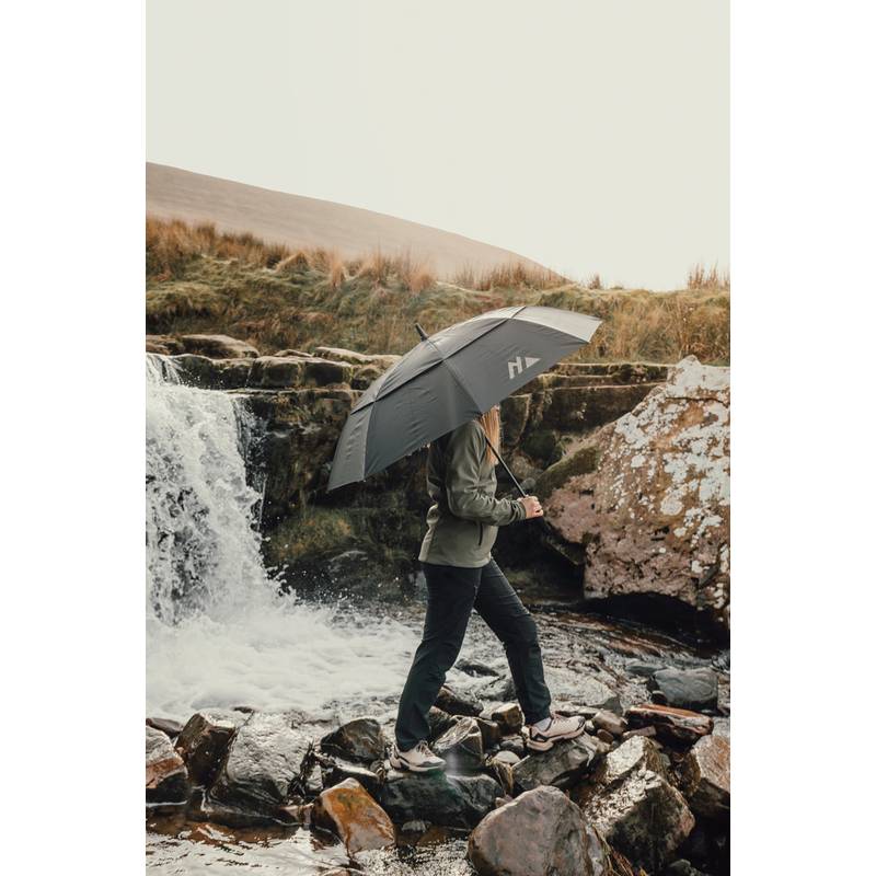 Nordic Drift Trail 27" AWARE™ RPET dáždnik proti búrke, čierna Nordic Drift Trail 27" AWARE™ RPET dáždnik proti búrke, čierna