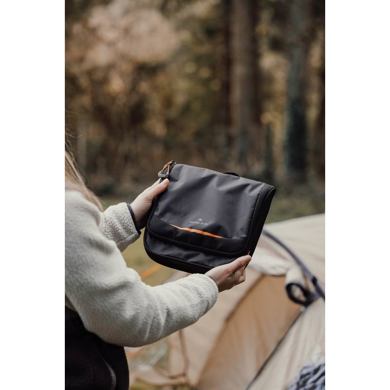 Nordic Drift Trail RCS kozmetická taška 3 l, čierna - oranžová Nordic Drift Trail RCS kozmetická taška 3 l, čierna - oranžová