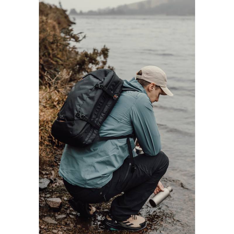 Nordic Drift RCS cestovný batoh 25 l, čierna - oranžová Nordic Drift RCS cestovný batoh 25 l, čierna - oranžová