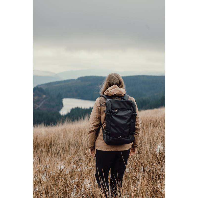 Nordic Drift RCS cestovný batoh 25 l, čierna - oranžová Nordic Drift RCS cestovný batoh 25 l, čierna - oranžová