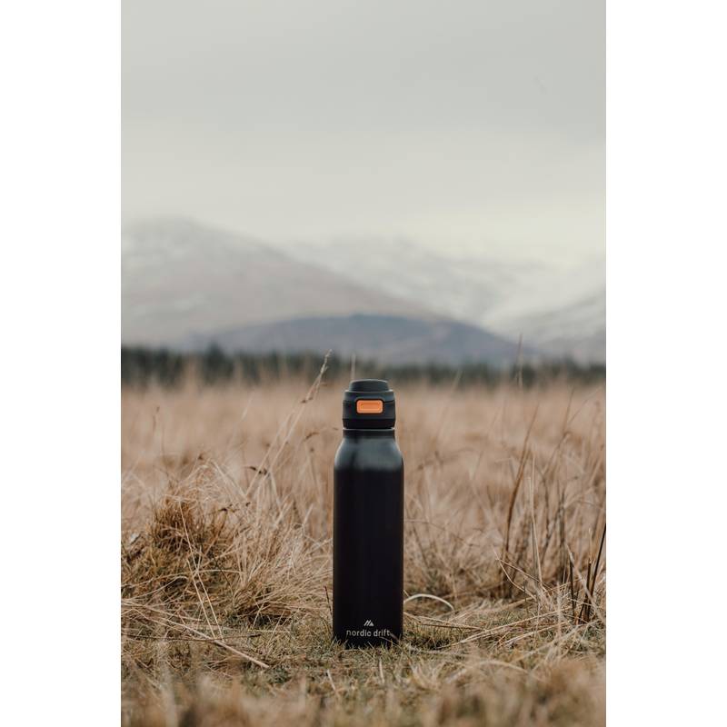 Nordic Drift Trail RCS Jednostenná fľaša na vodu 750 ml, čierna Nordic Drift Trail RCS Jednostenná fľaša na vodu 750 ml, čierna