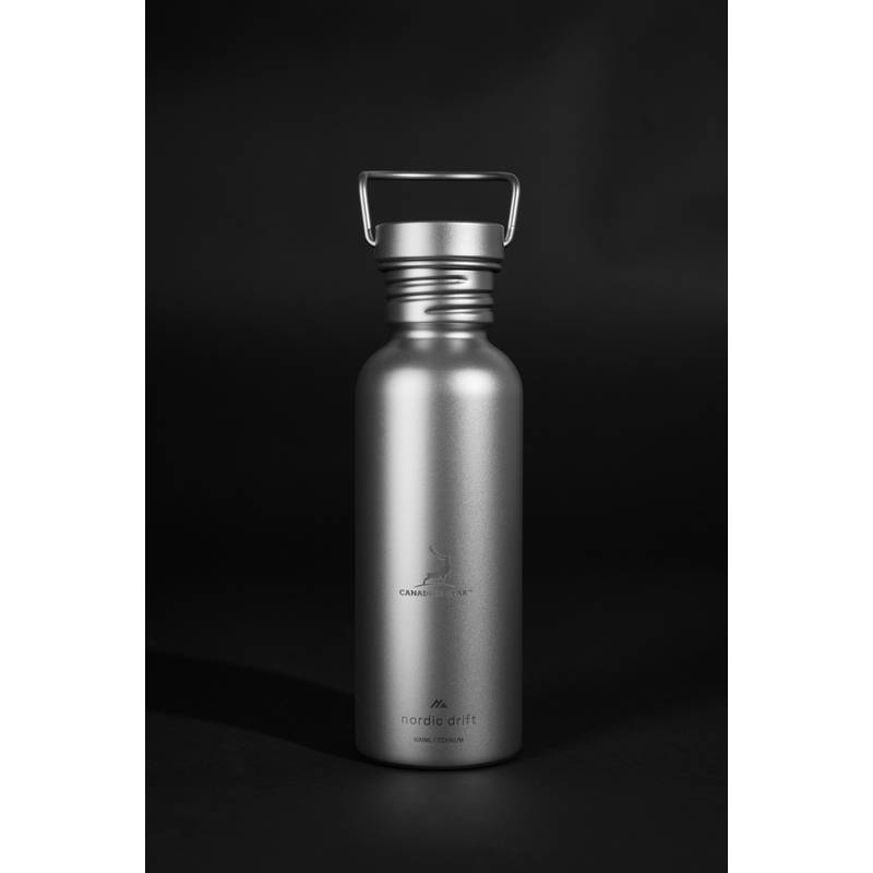 Nordic Drift Trail Ultra Ľahká Titánová Fľaša na vodu 600 ml, sivá Silver Nordic Drift Trail Ultra Ľahká Titánová Fľaša na vodu 600 ml, sivá Silver