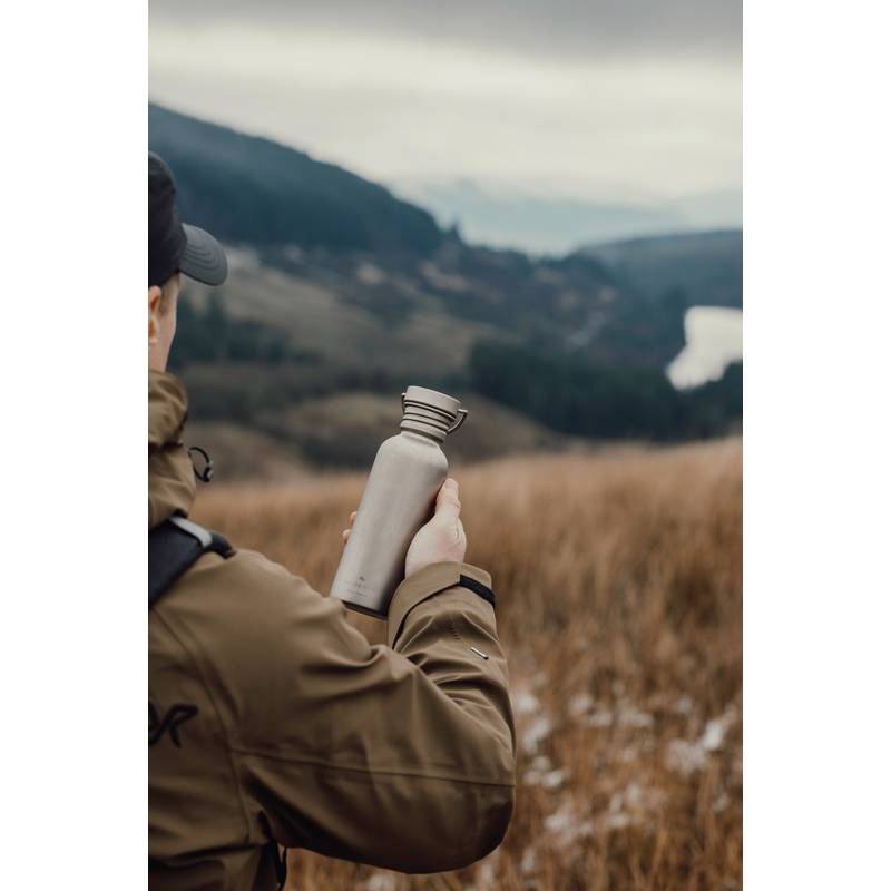 Nordic Drift Trail Ultra Ľahká Titánová Fľaša na vodu 600 ml, sivá Silver Nordic Drift Trail Ultra Ľahká Titánová Fľaša na vodu 600 ml, sivá Silver