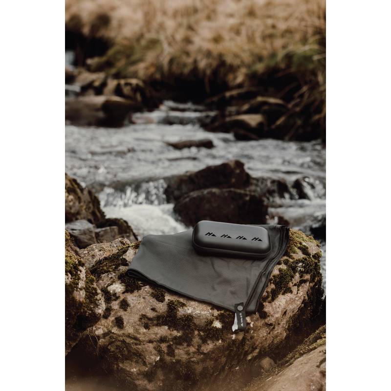 Nordic Drift GRS Aero športový uterák, čierna Nordic Drift GRS Aero športový uterák, čierna