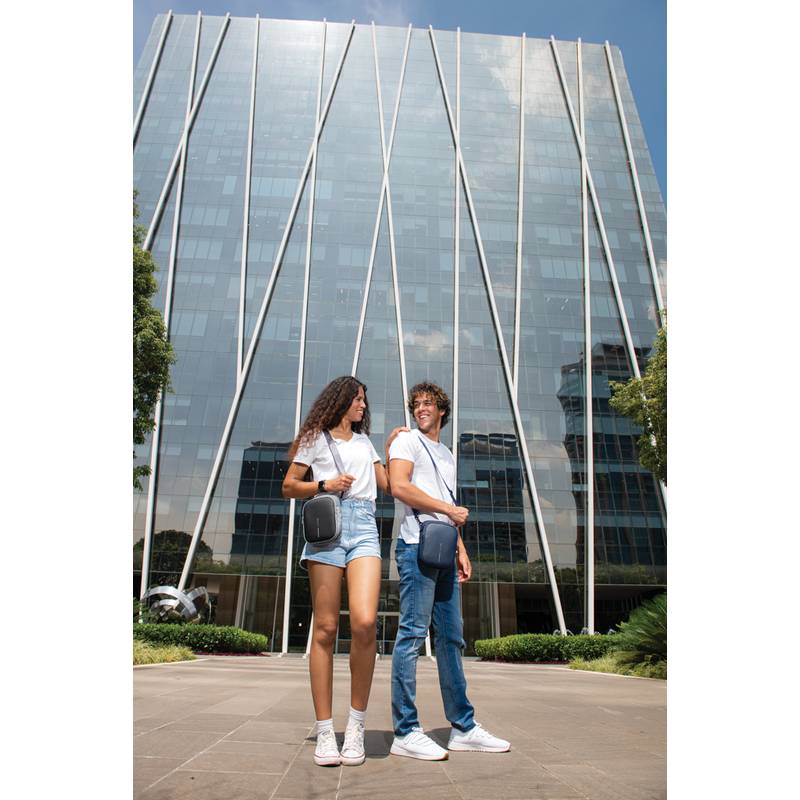 Ledvinka Boxy Sling, modrá námořnická Ledvinka Boxy Sling, modrá námořnická