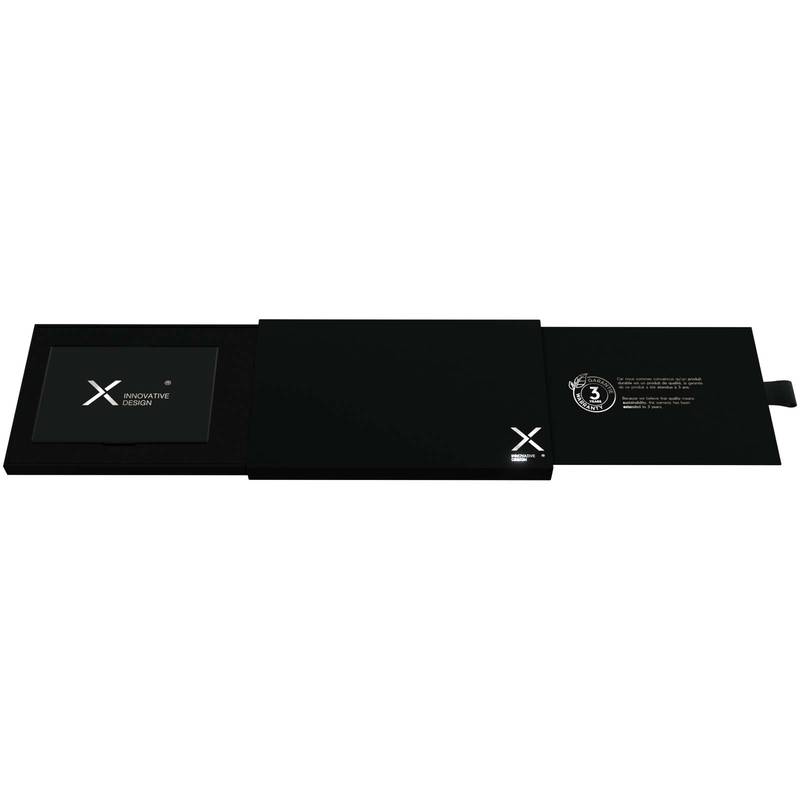 5000mAh ultra tenká magnetická powerbanka SCX.design P22, černá 5000mAh ultra tenká magnetická powerbanka SCX.design P22, černá