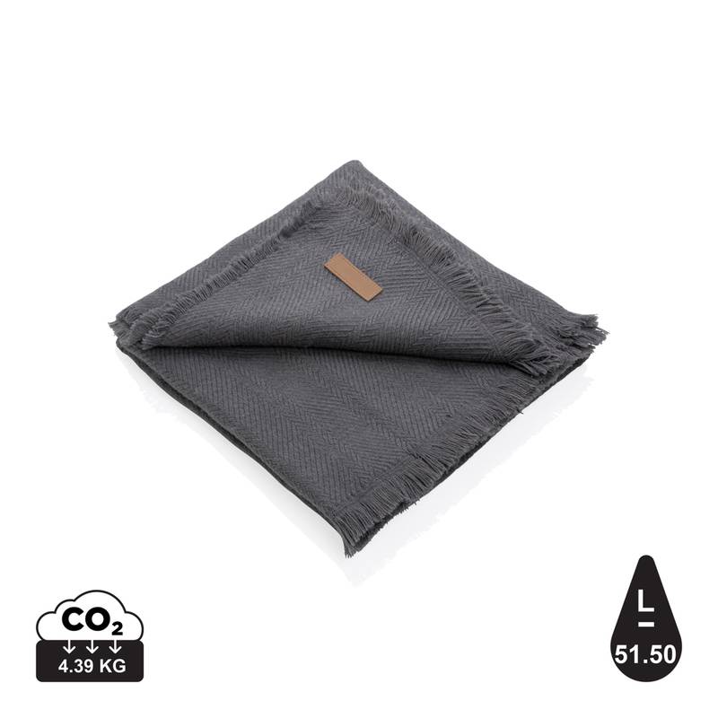 Tkaná deka Ukiyo 130 x 150cm z Polylana® AWARE™ Tkaná deka Ukiyo 130 x 150cm z Polylana® AWARE™