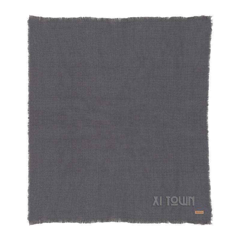 Tkaná deka Ukiyo 130 x 150cm z Polylana® AWARE™ Tkaná deka Ukiyo 130 x 150cm z Polylana® AWARE™