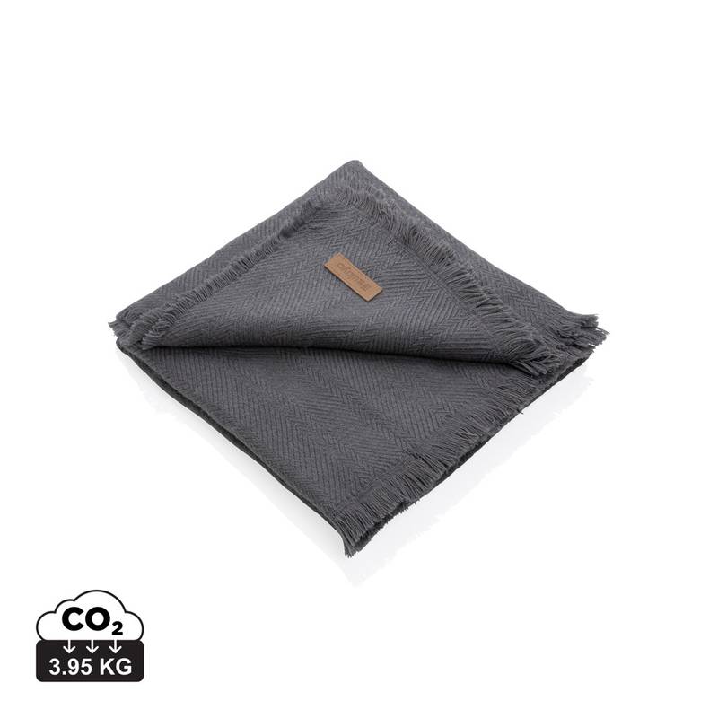 Tkaná deka Ukiyo 130 x 150cm z Polylana® AWARE™ Tkaná deka Ukiyo 130 x 150cm z Polylana® AWARE™