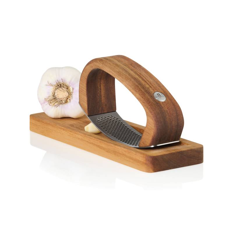 AdHoc RoccaAlio lis na cesnak s doskou na krájanie, hnedá AdHoc RoccaAlio lis na cesnak s doskou na krájanie, hnedá