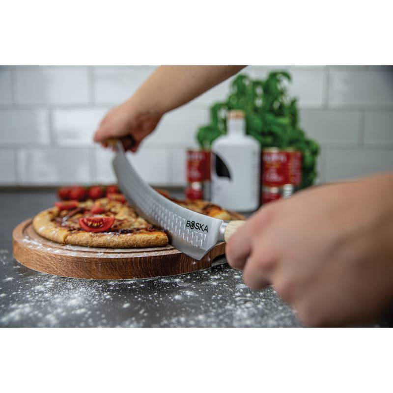 Nôž na pizzu a syr Oslo+ Nr.4 od značky BOSKA, sivá Steel - hnedá Nôž na pizzu a syr Oslo+ Nr.4 od značky BOSKA, sivá Steel - hnedá