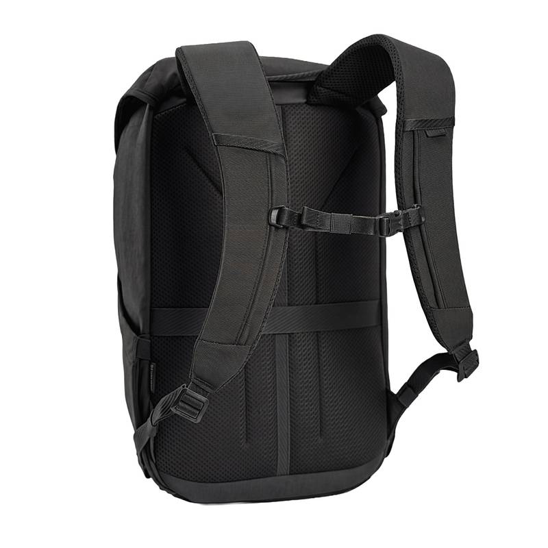 Batoh Thule Paramount 20L, čierna Batoh Thule Paramount 20L, čierna