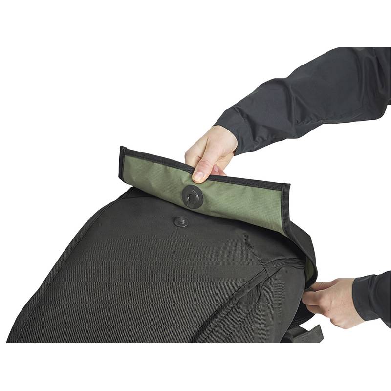 Batoh Thule Paramount 20L, čierna Batoh Thule Paramount 20L, čierna