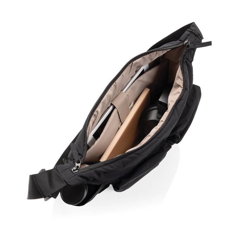 KENTO URBAN RCS polstrovaná crossbody taška z rec. Nylonu KENTO URBAN RCS polstrovaná crossbody taška z rec. Nylonu