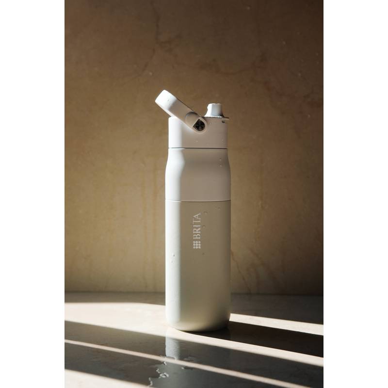 BRITA LARQ Essential fľaša, 680 ml, biela BRITA LARQ Essential fľaša, 680 ml, biela